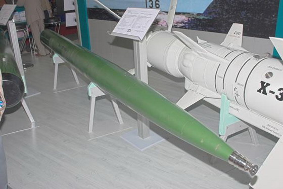 用普通的鱼雷发射管发射的,水中航速为 100 米 / 秒,在深水处攻击仍