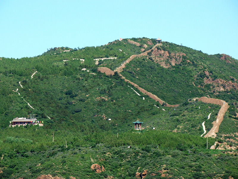  p data-id="gnzkyyiefu">西太平山是张家口市桥西区西侧的山脉,与东