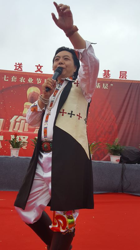  p data-id="gnrr0gelbk">索南扎西,9月24日出生于甘肃甘南大草原