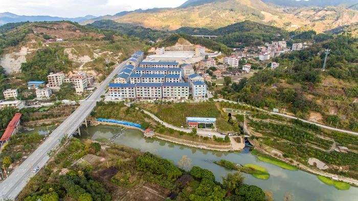  p data-id="gnwlnfxhx5">达埔镇,隶属于福建省泉州市永春县,地处 a