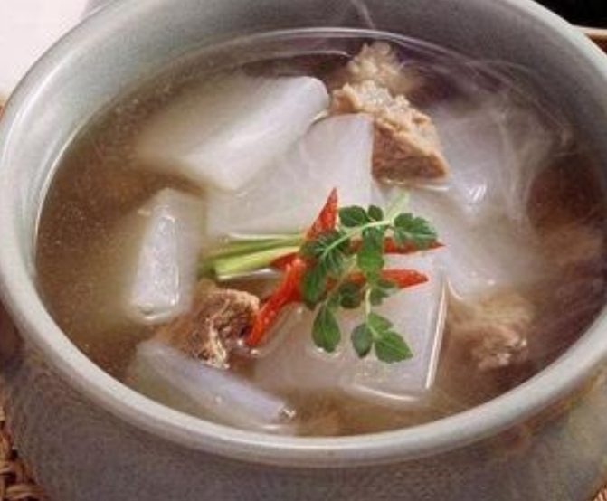 天门冬萝卜汤