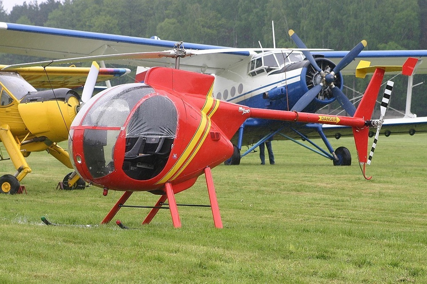 私人直升机(私人直升机驾驶员工资多少)