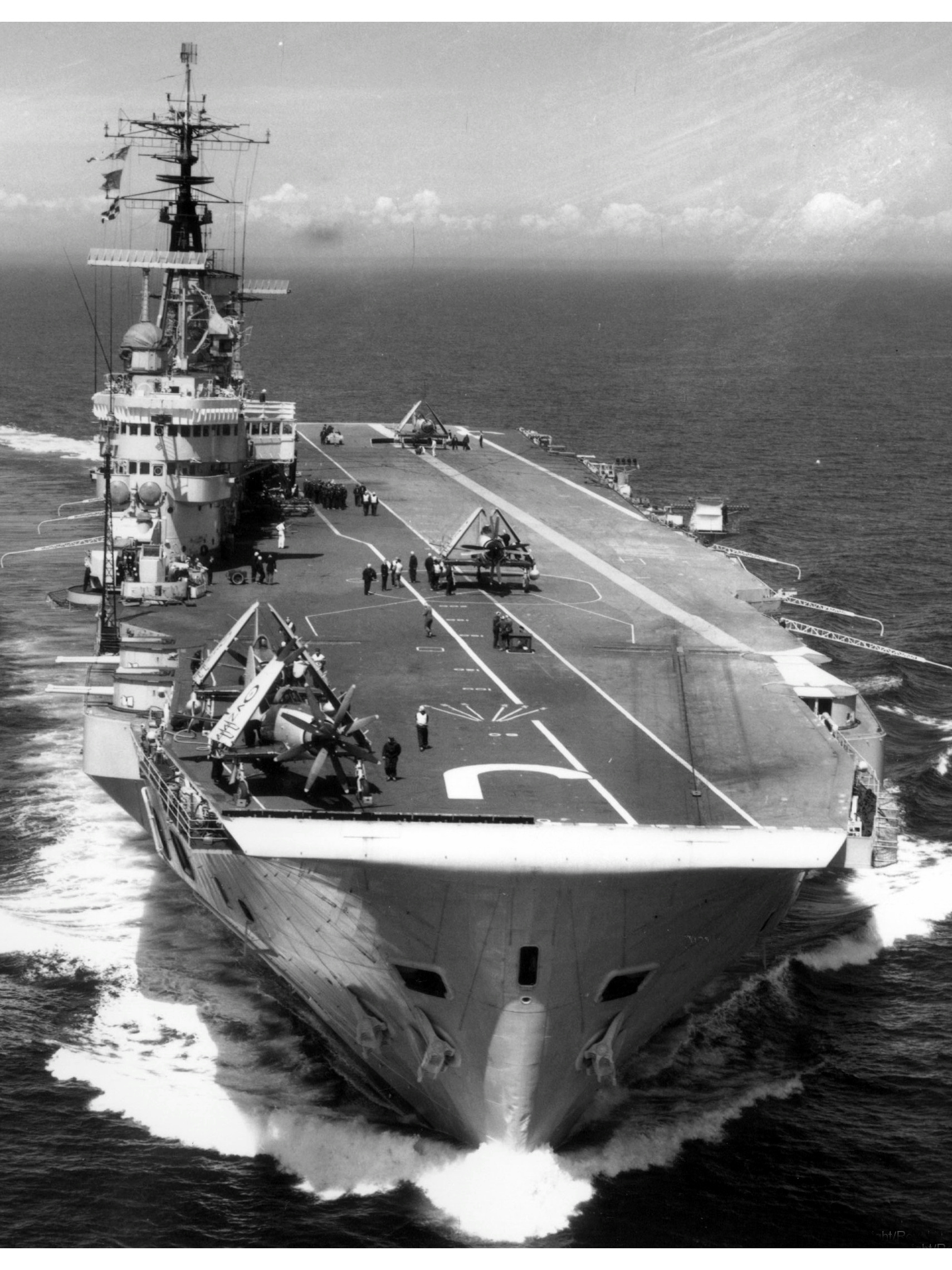 英国鹰ii级航空母舰