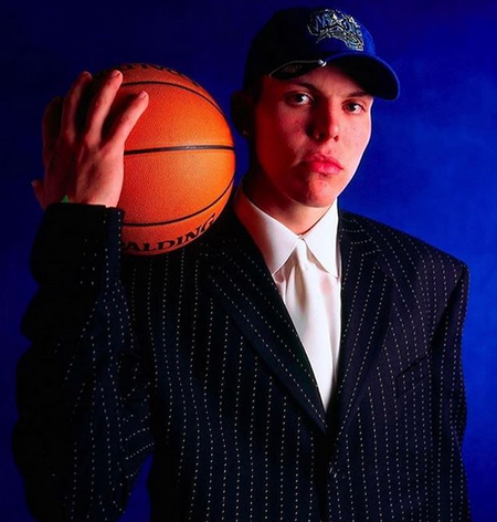  p>迈克·米勒(mike miller ),1980年2月19日出生于美国 a href="#"