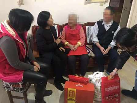<p>兴华路街道走访慰问退伍老兵