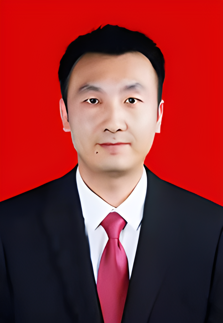 朱小勇,男,汉族,1982年9月生,大学学历,中共党员,现任甘肃省庄浪县