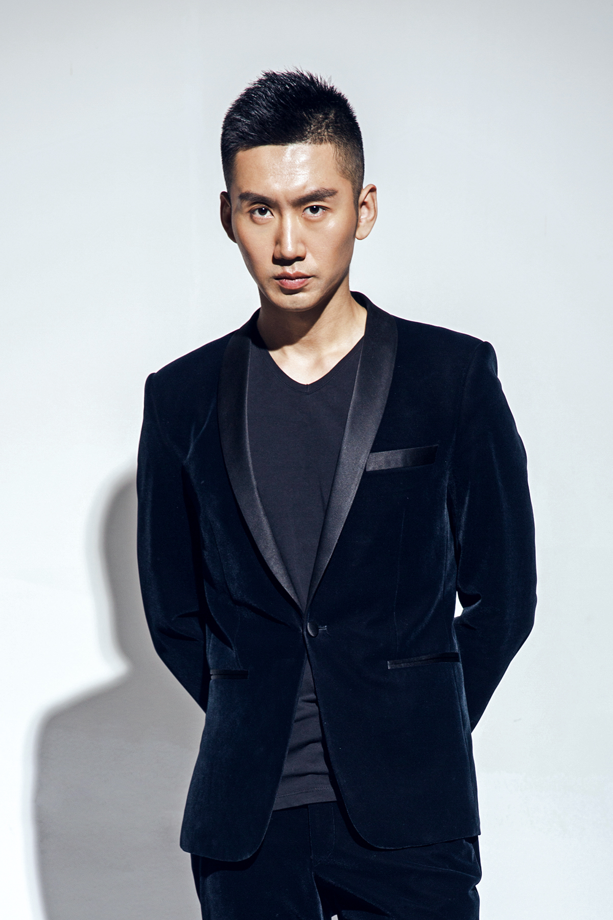  p data-id="gnsw6fn0ve">何达,1983年5月28日生于江苏省 a target="