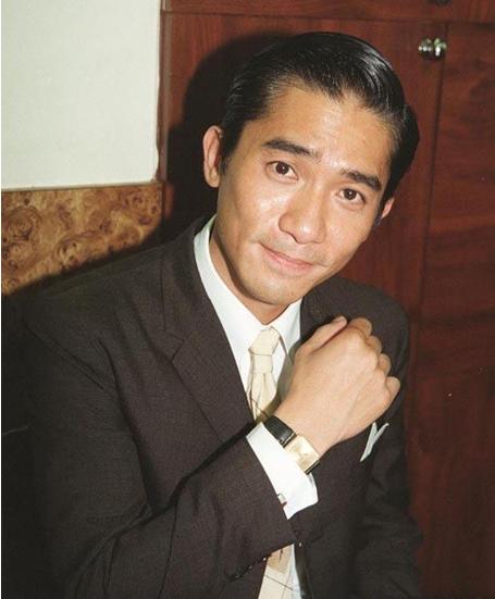 1962年6月27日出生于中国香港,祖籍广东省台山市,华语影视男演员,歌手