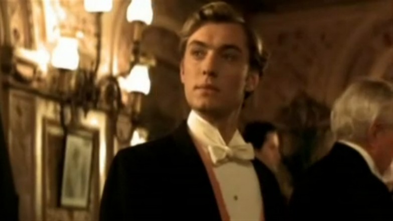  p data-id="gnwzprim82">《王尔德的情人》是由 a target="_blank"