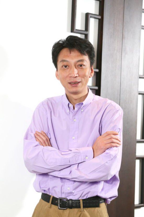  p data-id="gnwfqhzahr">王帅,男,1974年出生于烟台.