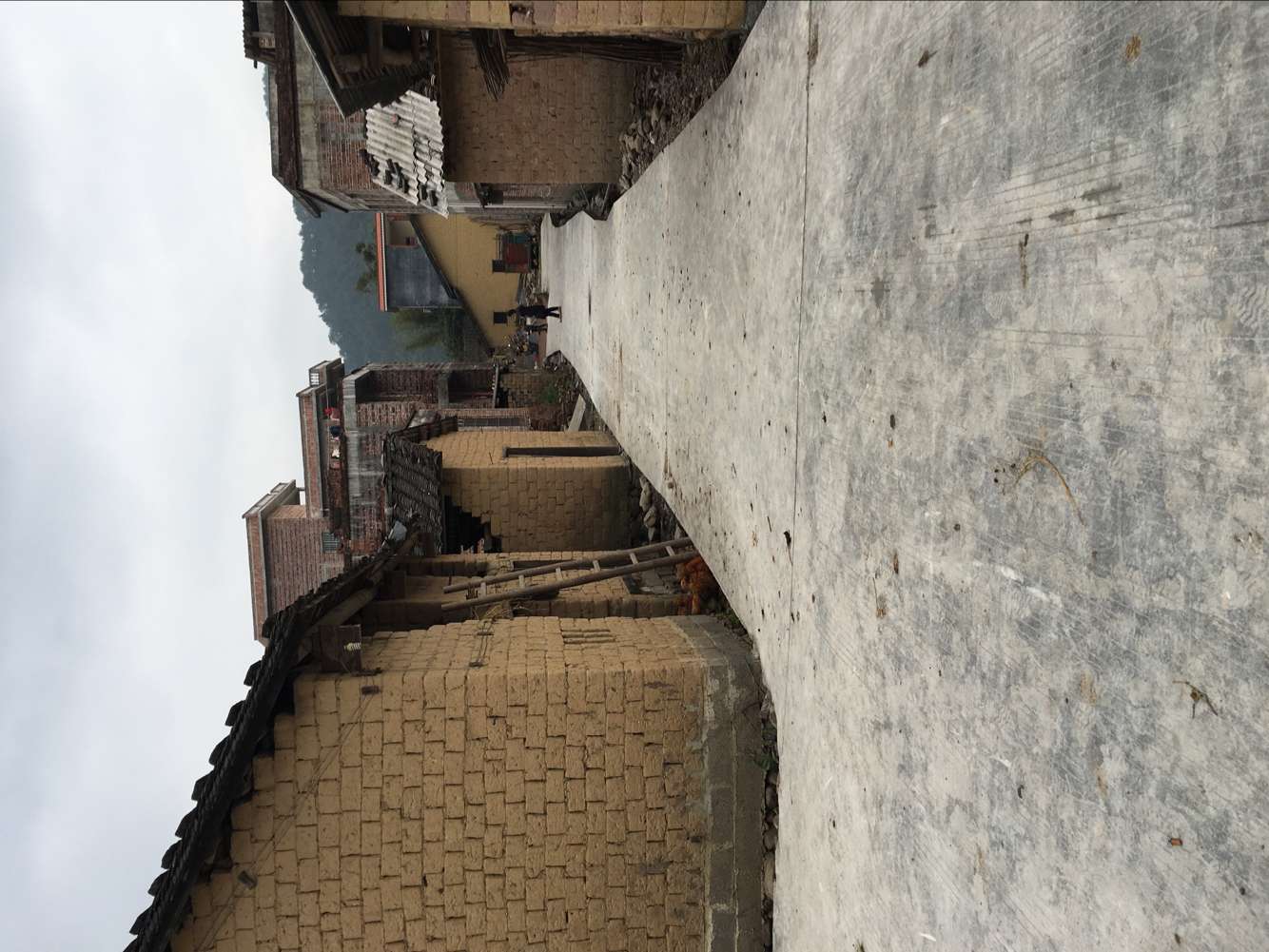 河冲村