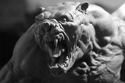 人熊"一词因成为 a target="_blank" href="/item/《鬼吹灯》