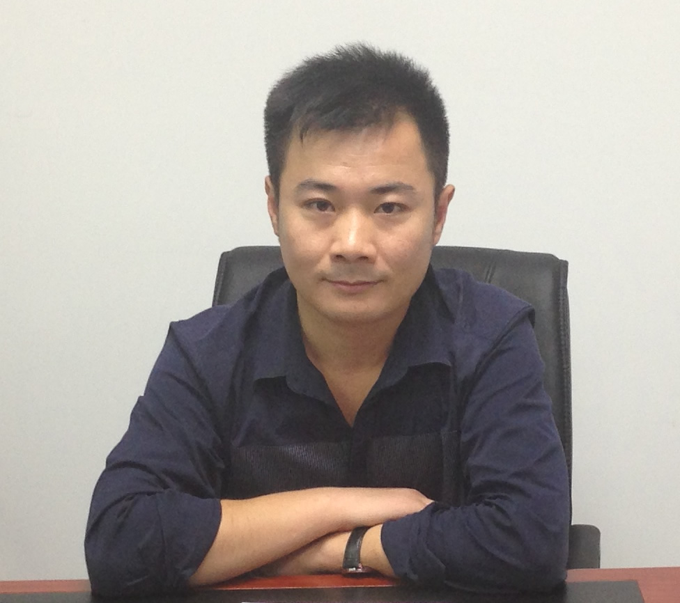  p>李肖峰,男,汉族,出生地是山东德州,是 a href