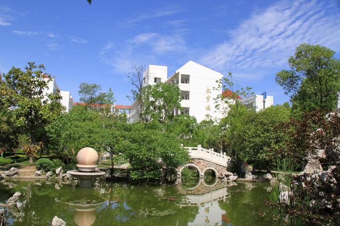 江苏省泗洪中学