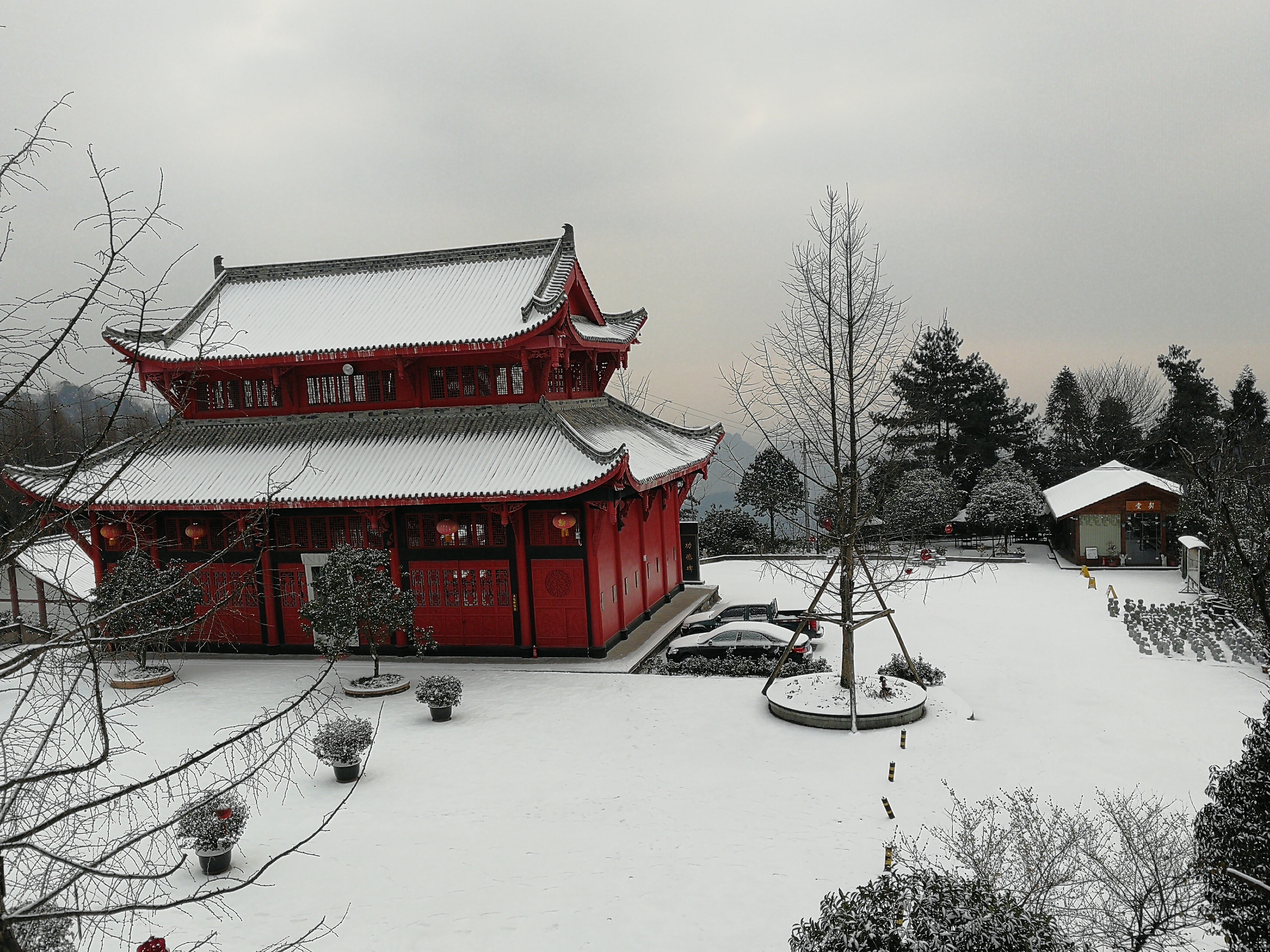  p>天国寺(又名圆通禅林),位于成都市都江堰市大观镇麻岩村,青城外山