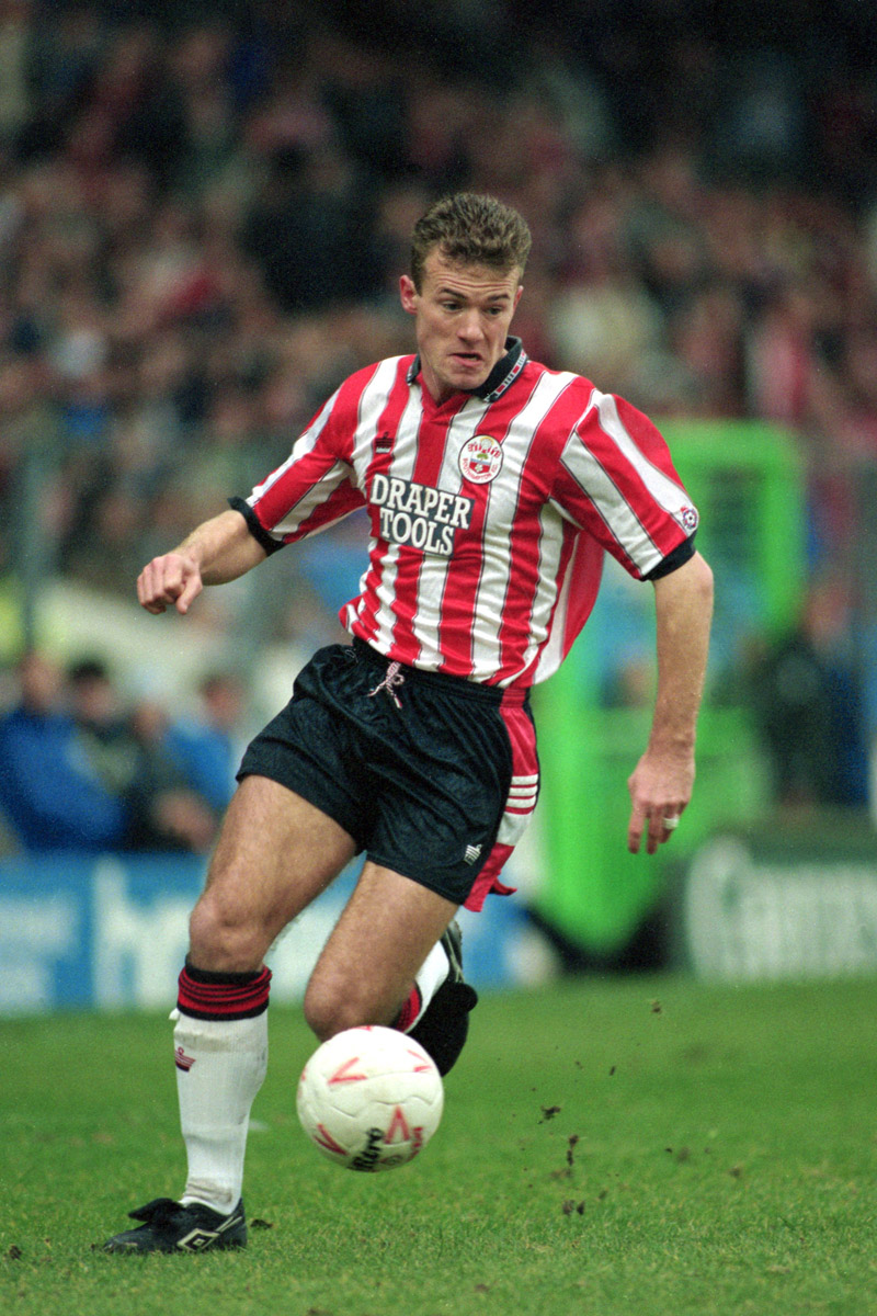  p>阿兰·希勒(alan shearer),1970年8月13日出生于英国 a target="