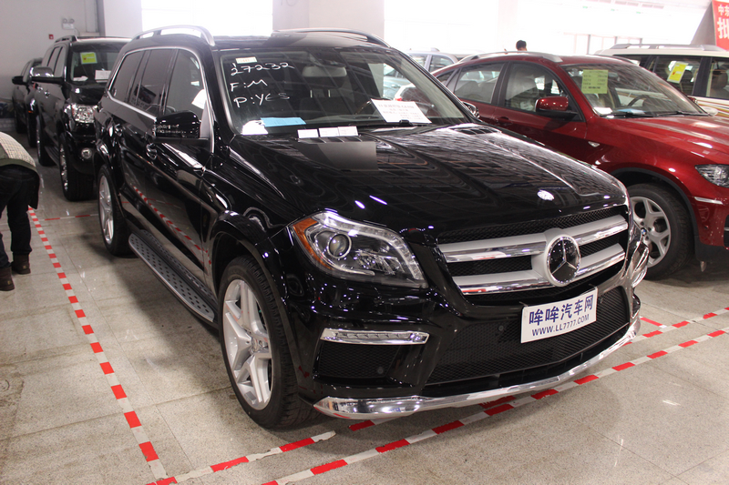  p>奔驰gl550作为奔驰gl-class压轴大尺寸七座suv,安全,动力性能等均