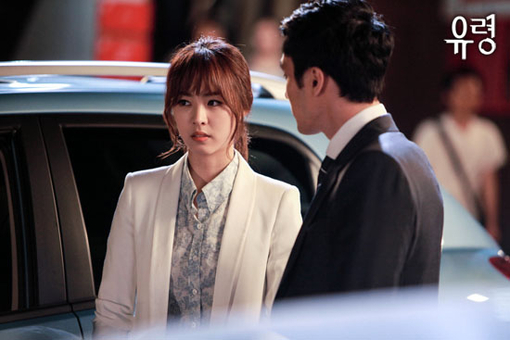  p>李沇熹(李妍熙),韩国女演员.