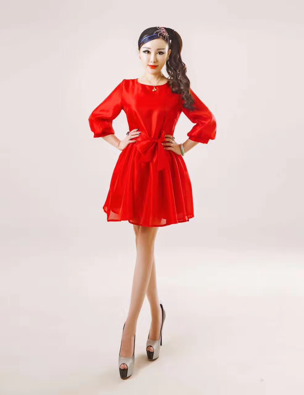 "gnzqoouqm5">乔玲儿,启韵传媒签约艺人,出生于哈尔滨,中国内地女歌手