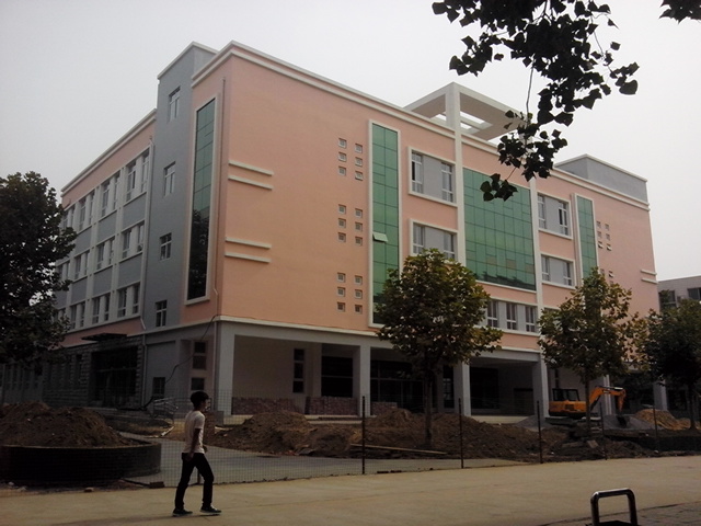  p data-id="gnbt9683u9">郑州市第二十中学是惠济区所属的唯一一所