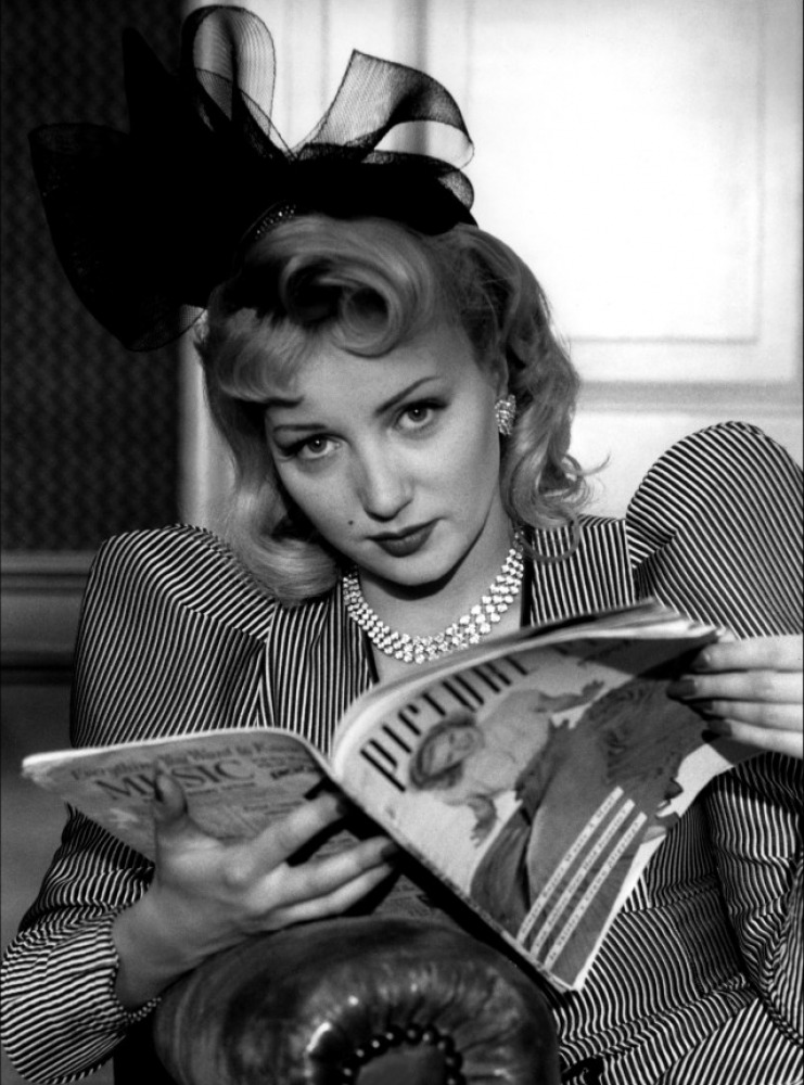  p>宝丽娜·拉芳(pauline lafont,1963年4月6日-1988年8月11日),又译