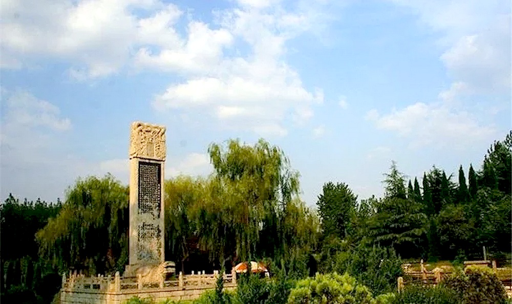  p>泉林泉群,位于山东省泗水县城东泉林村,属于石灰岩裂隙岩上升泉.