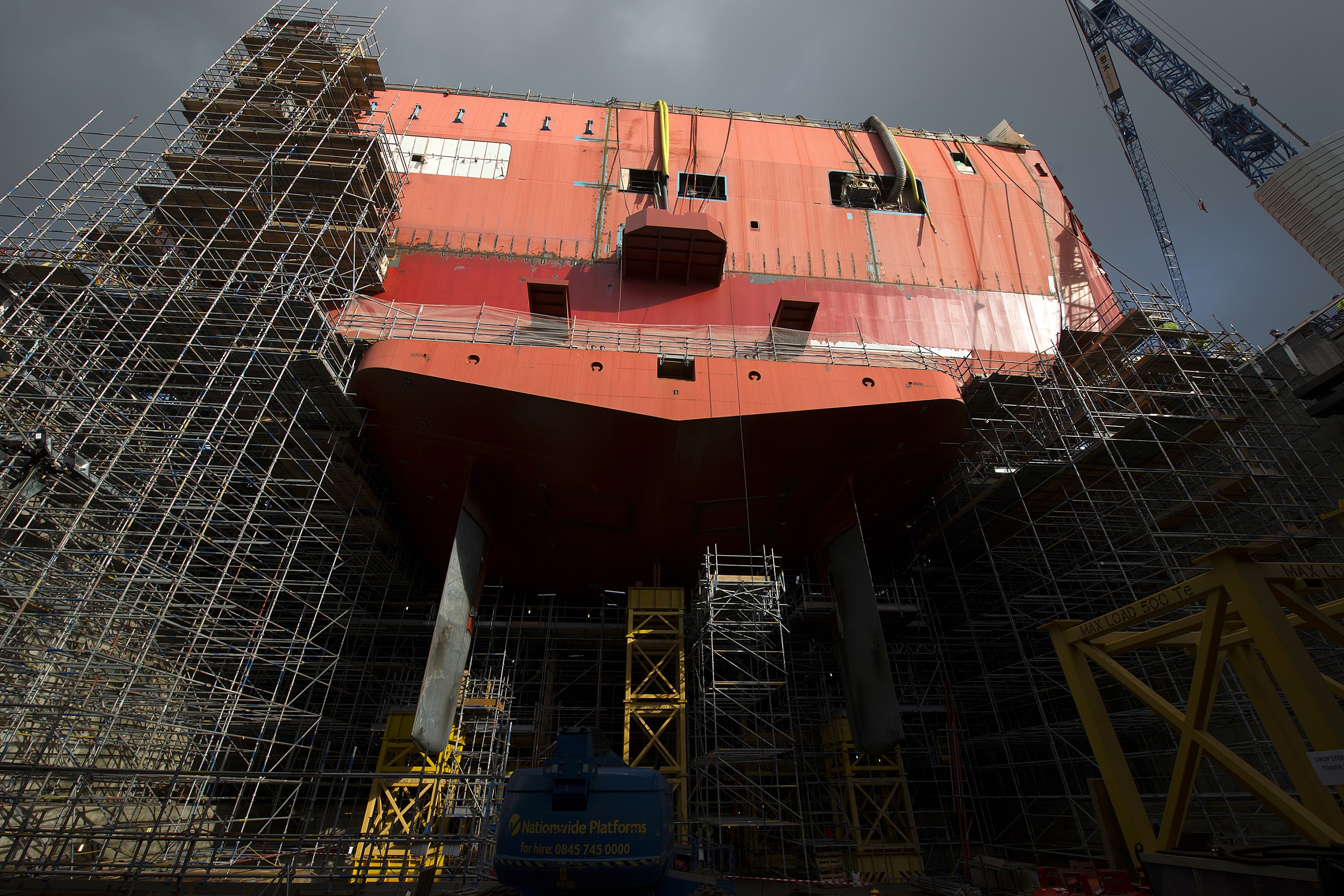 queen elizabeth class aircraft carrier