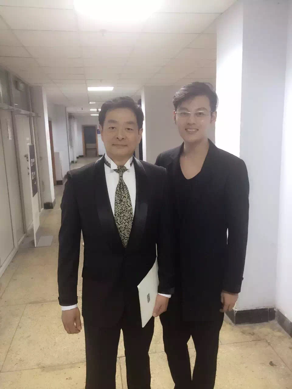 万书亮