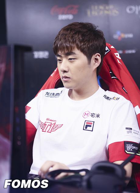  p>裴俊植,1996年5月18日出生于韩国江原道洪川郡洪川邑,游戏id:bang