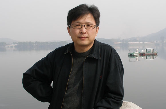 abfy5">谭希和,1959年4月10日出生于中国陕西省西安市,中国内地男演员