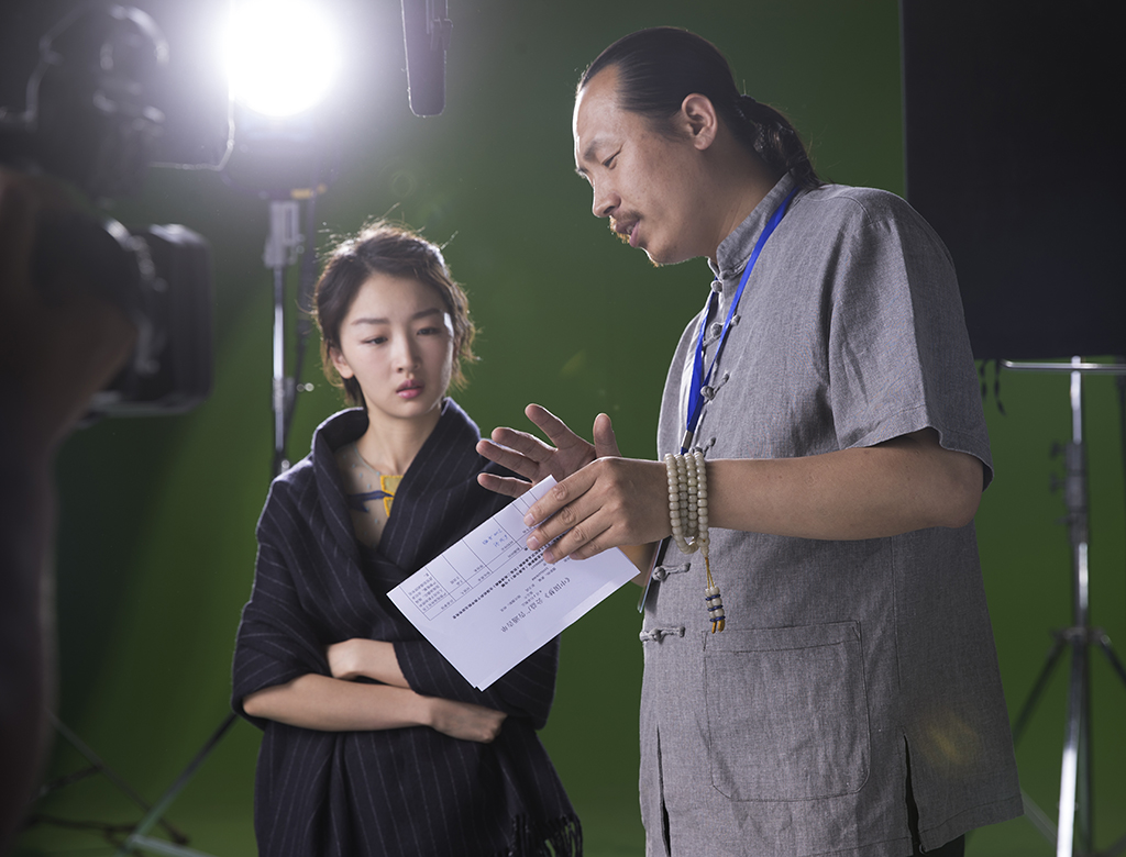 data-id="gnx8yyoxxz">田波,1981年7月出生于陕西省榆林市绥德县,导演