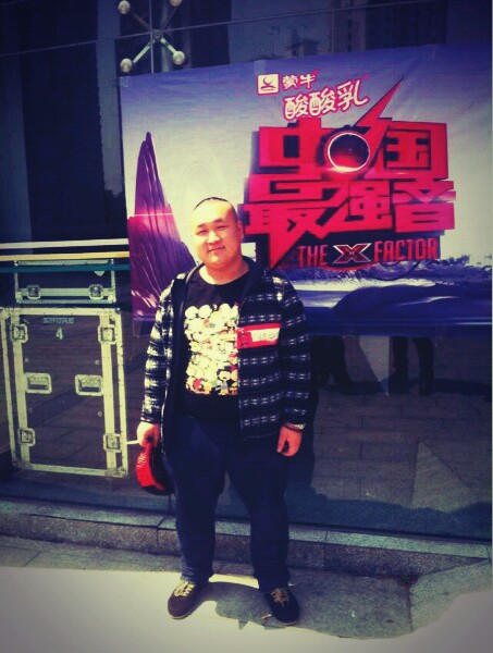data-id="gnwp1s9xju">尹熙水,1991年8月12日出生于辽宁省大连市,中国