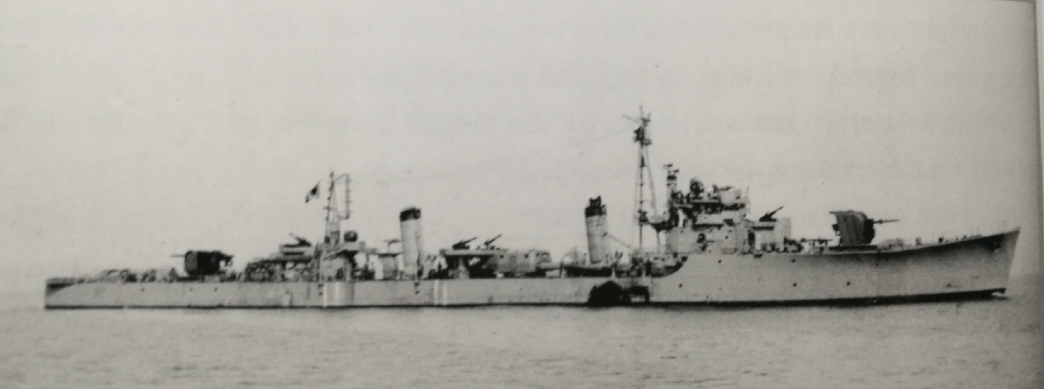  /p> p>松级也称丁型,是二战时紧急建造的对空,对潜护卫驱逐舰,另外