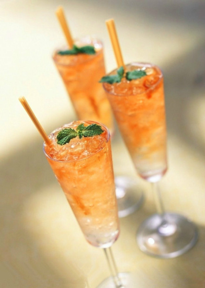  p>金色梦幻(golden dream) i>(又叫金色梦想鸡尾酒,黄金梦鸡尾酒) /i