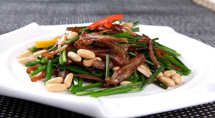 韭菜花菜脯炒河虾