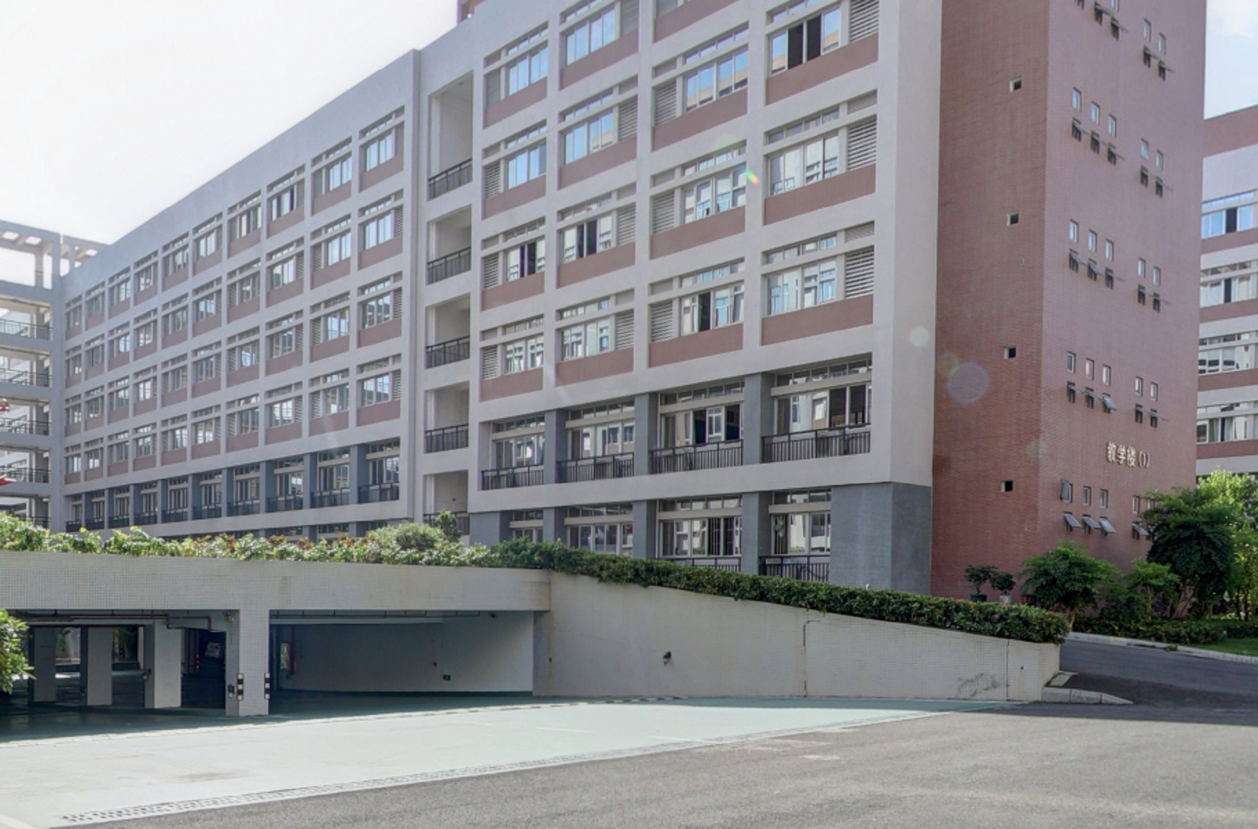  p data-id="gnhgeken3d">湛江市第四中学,简称湛江四中.