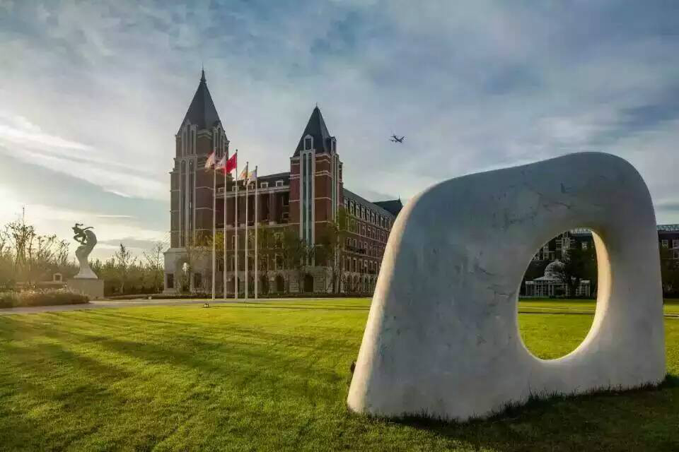 阳光大学