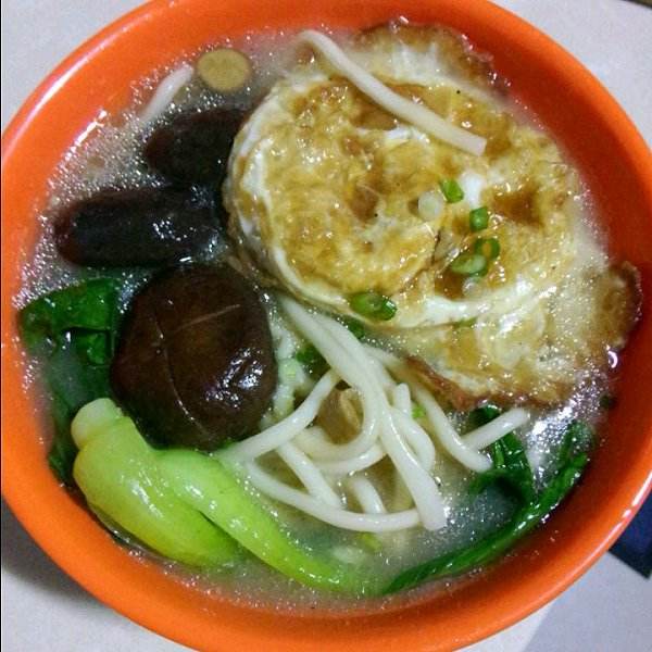  p>香菇鸡蛋面是一道简单的 a target="_blank" href="/item/家常饭