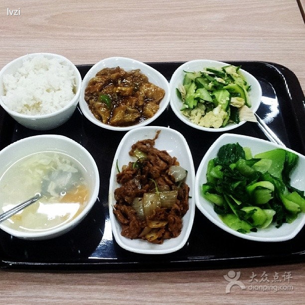 现代汽车大厦食堂