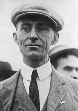  p>威尔伯·莱特(英语:wilbur wright,1867—1912),生于美国印第安那