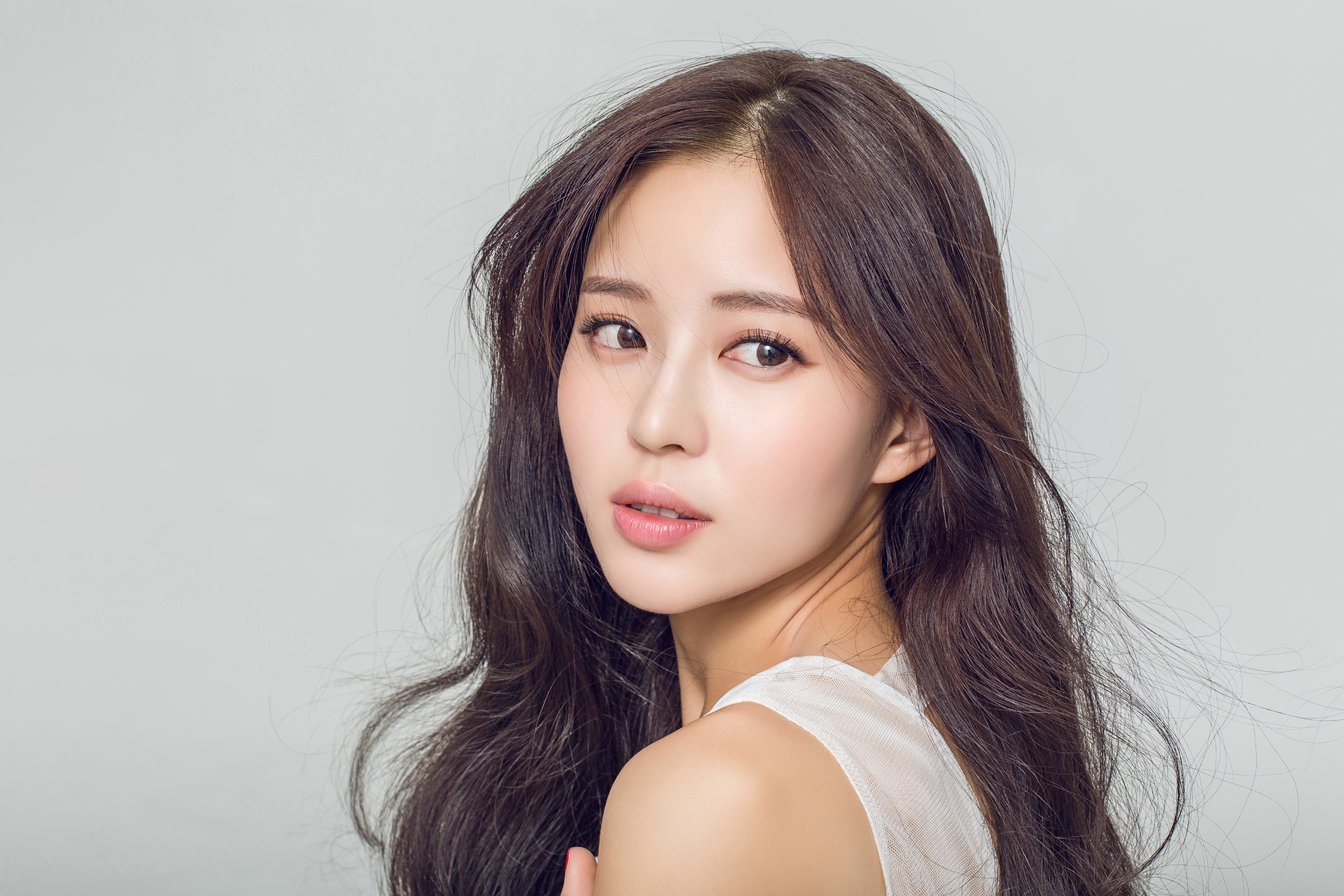  p>温心 i>(原名温健婷) /i>,1991年5月11日出生于广东省深圳市,中国