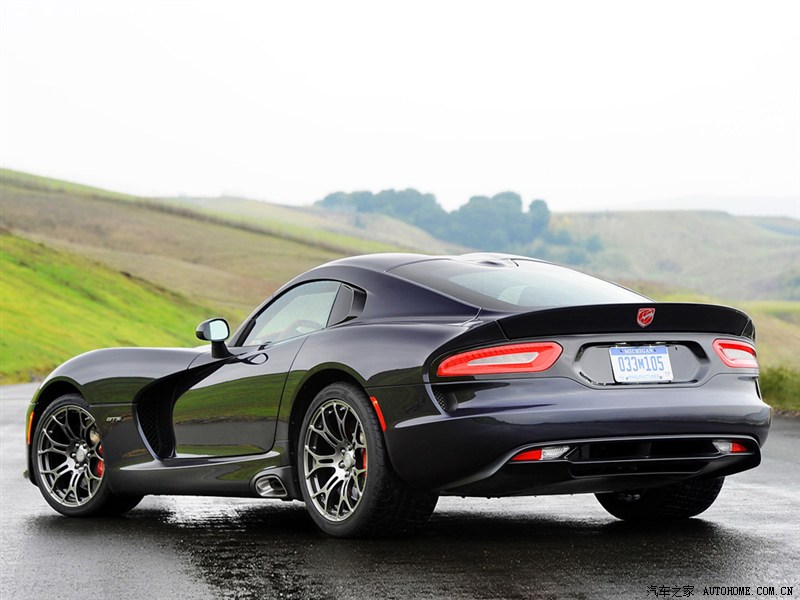  p>道奇蝰蛇(dodge viper)是 a target="_blank" href="/item