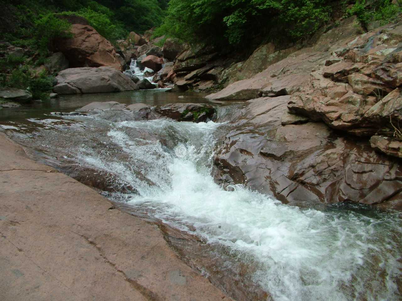 红石谷风景区
