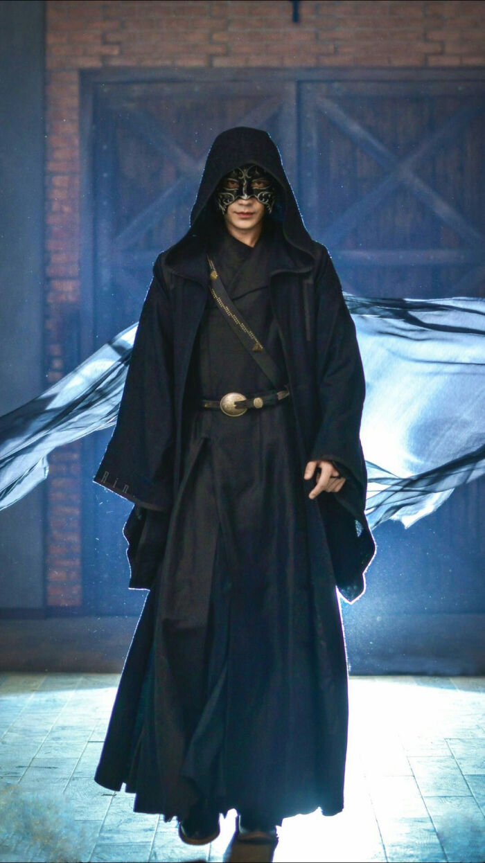  p>黑袍使者是 a target="_blank" href="/item/镇魂/20202521" data