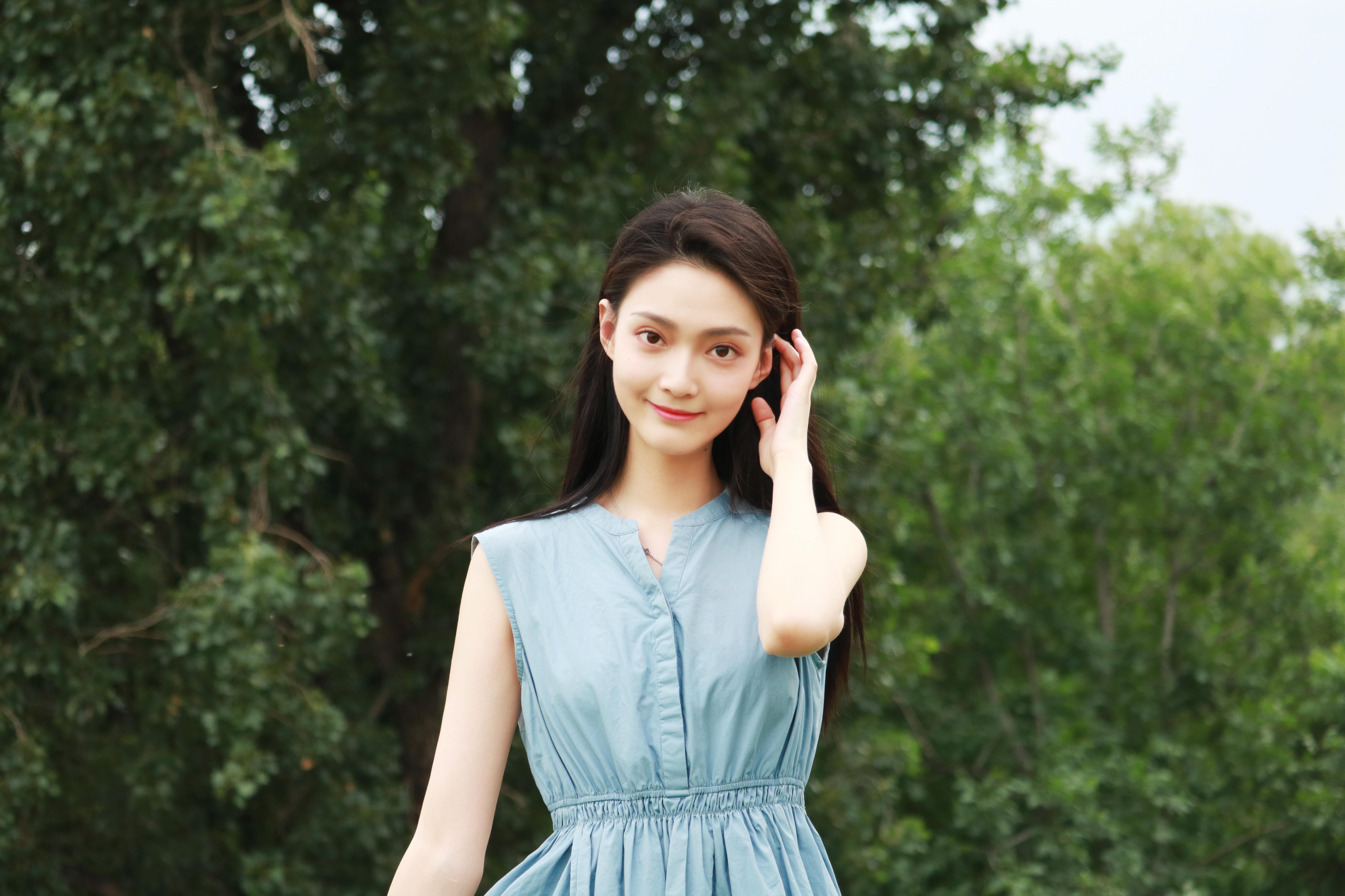  p data-id="gocmt6nypw">盛蕙子,1998年10月