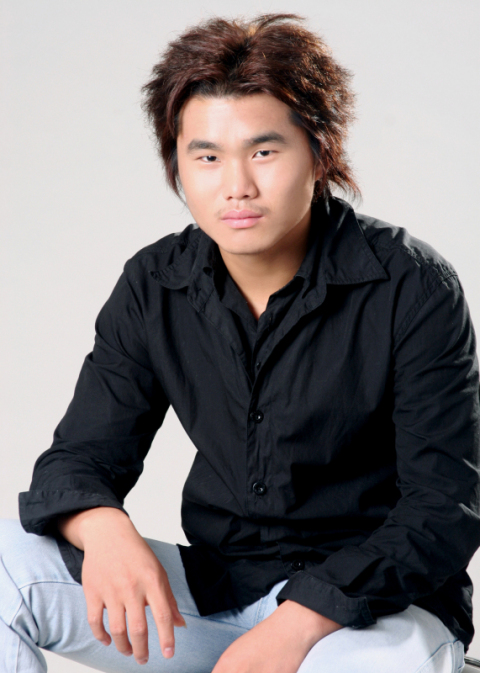 吴岱恒,原名吴海波,1989年11月28日出生于<a