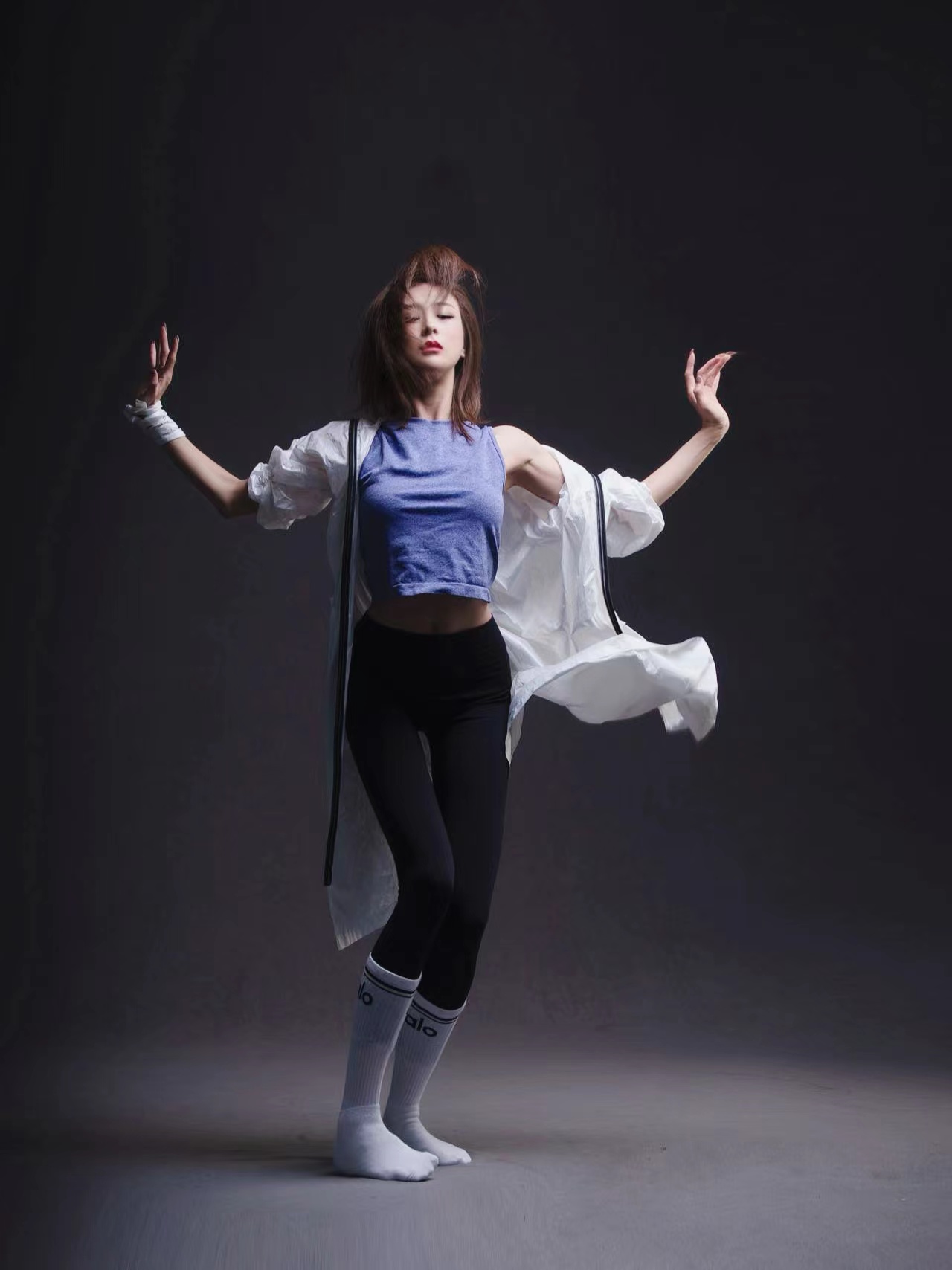 data-id="sdjgkrnywc9h">周丽君,1986年7月29日出生,中国内地舞蹈演员