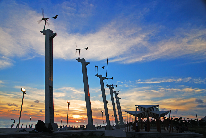  p>旗津位于台湾省 a target="_blank" href="/item/高雄市/1477219"