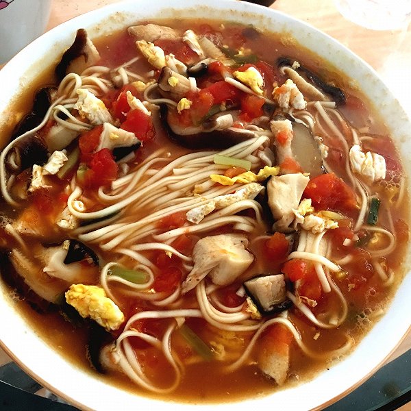 蕃茄鸡蛋香菇面
