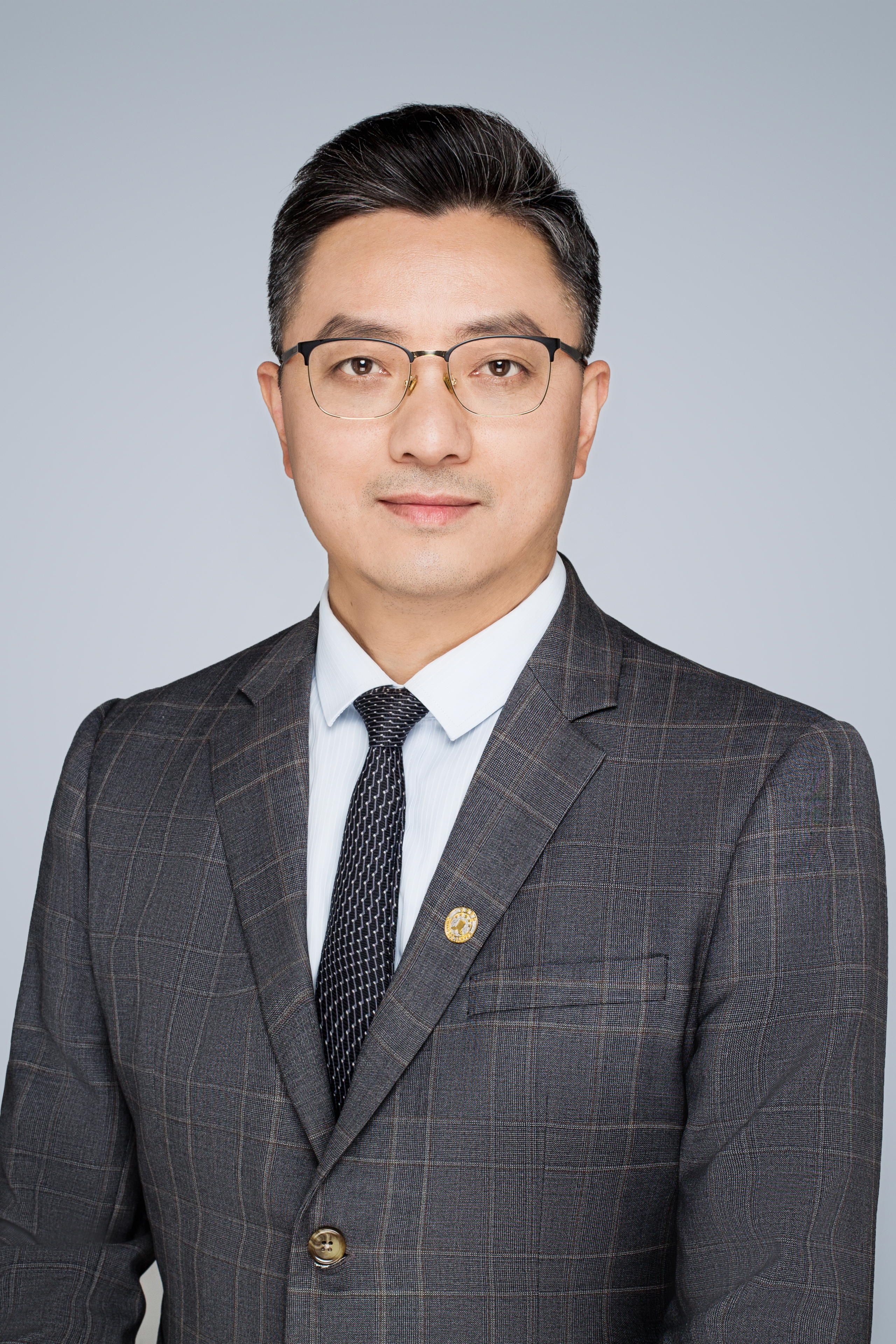 data-ctrid="tm767ci4klum">湖北今天律师事务所一级合伙人, /span> 